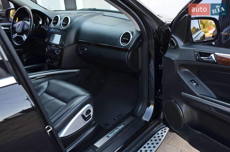 Позашляховик / Кросовер Mercedes-Benz GL-Class 2011 в Дніпрі