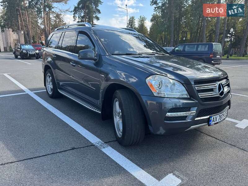 Внедорожник / Кроссовер Mercedes-Benz GL-Class 2010 в Харькове