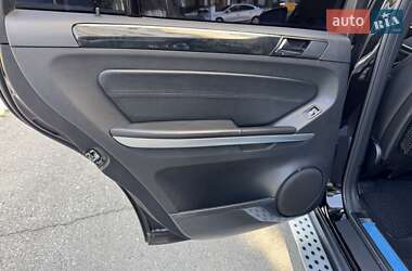 Внедорожник / Кроссовер Mercedes-Benz GL-Class 2010 в 