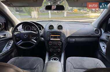 Внедорожник / Кроссовер Mercedes-Benz GL-Class 2010 в 