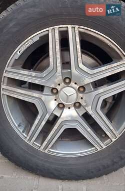 Позашляховик / Кросовер Mercedes-Benz GL-Class 2011 в 