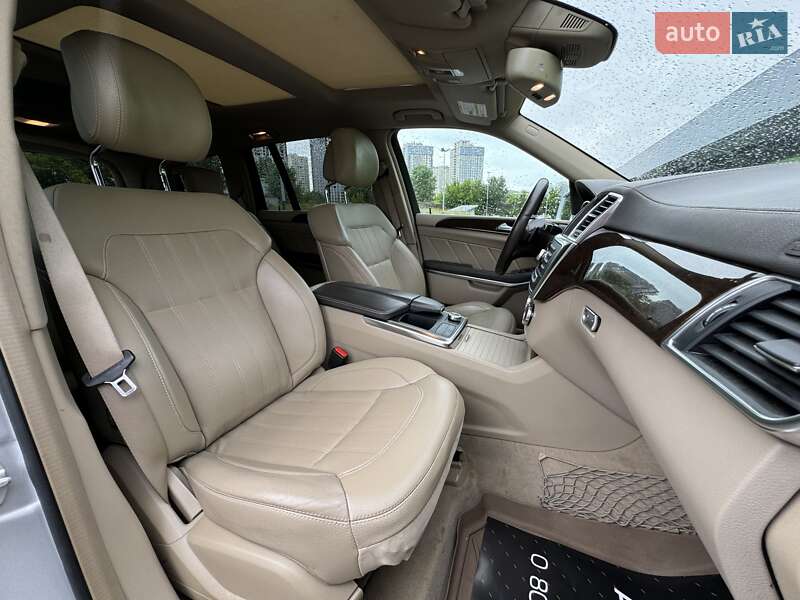 Позашляховик / Кросовер Mercedes-Benz GL-Class 2014 в Києві