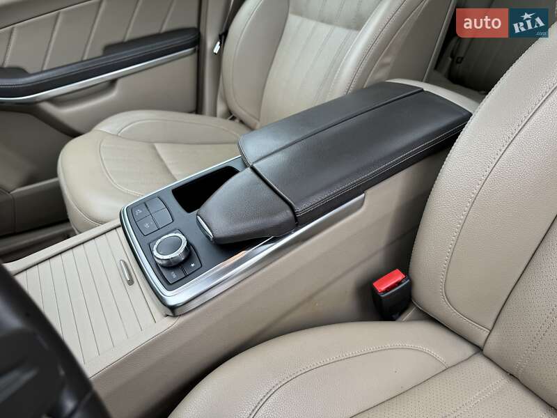 Позашляховик / Кросовер Mercedes-Benz GL-Class 2014 в Києві