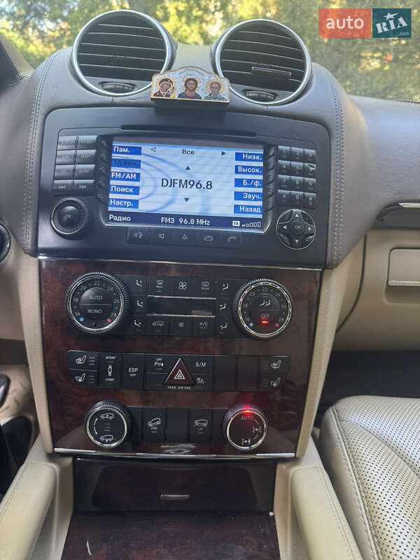 Внедорожник / Кроссовер Mercedes-Benz GL-Class 2008 в Киеве фото 9 Внедорожник / Кроссовер Mercedes-Benz GL-Class 2008 в Киеве