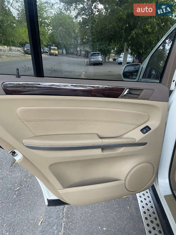 Внедорожник / Кроссовер Mercedes-Benz GL-Class 2008 в Киеве