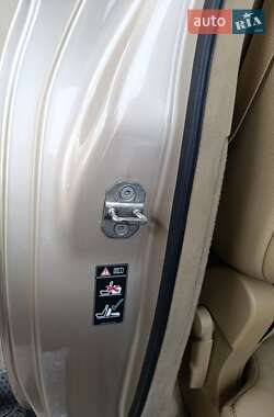 Внедорожник / Кроссовер Mercedes-Benz GL-Class 2006 в 