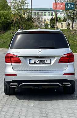 Позашляховик / Кросовер Mercedes-Benz GL-Class 2012 в 
