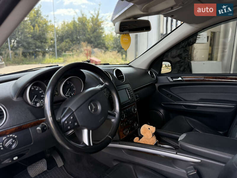 Внедорожник / Кроссовер Mercedes-Benz GL-Class 2007 в Зборове фото 19 Внедорожник / Кроссовер Mercedes-Benz GL-Class 2007 в Зборове