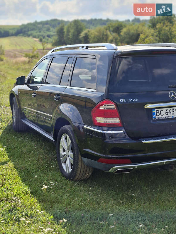 Позашляховик / Кросовер Mercedes-Benz GL-Class 2011 в Ременеві