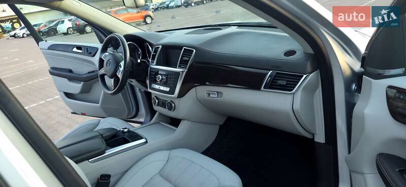 Позашляховик / Кросовер Mercedes-Benz GL-Class 2015 в Житомирі