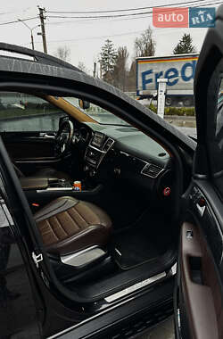 Позашляховик / Кросовер Mercedes-Benz GL-Class 2013 в 