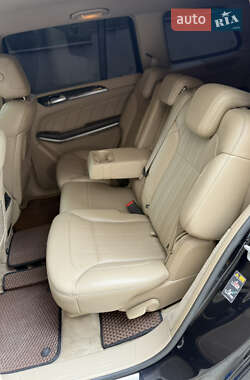 Позашляховик / Кросовер Mercedes-Benz GL-Class 2014 в 