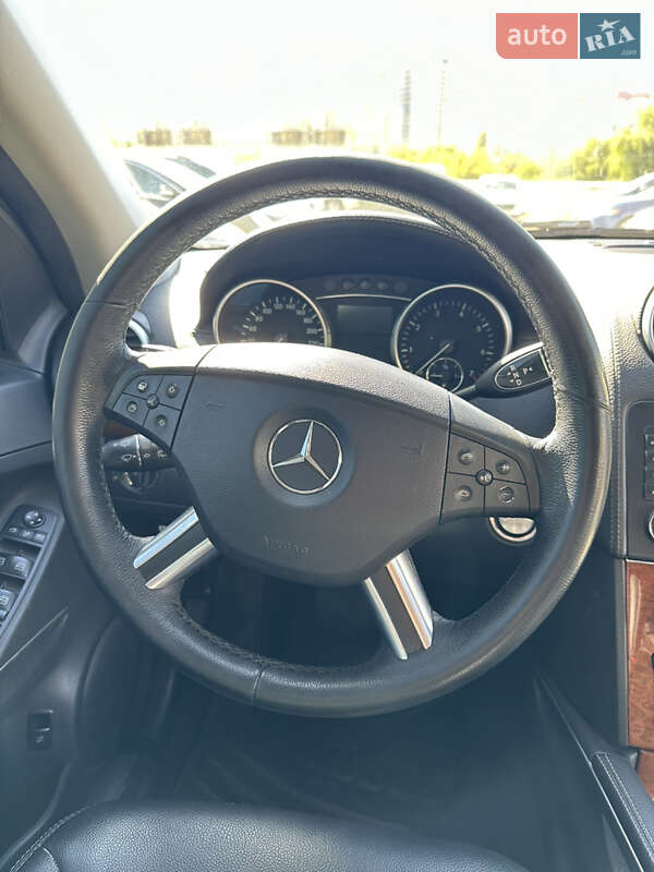 Внедорожник / Кроссовер Mercedes-Benz GL-Class 2008 в Киеве фото 21 Внедорожник / Кроссовер Mercedes-Benz GL-Class 2008 в Киеве