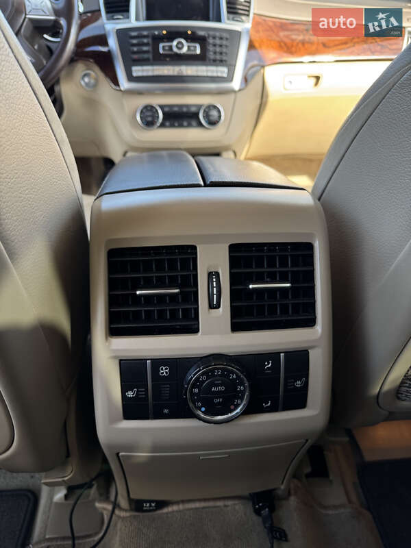 Позашляховик / Кросовер Mercedes-Benz GL-Class 2013 в Львові