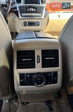 Позашляховик / Кросовер Mercedes-Benz GL-Class 2013 в 