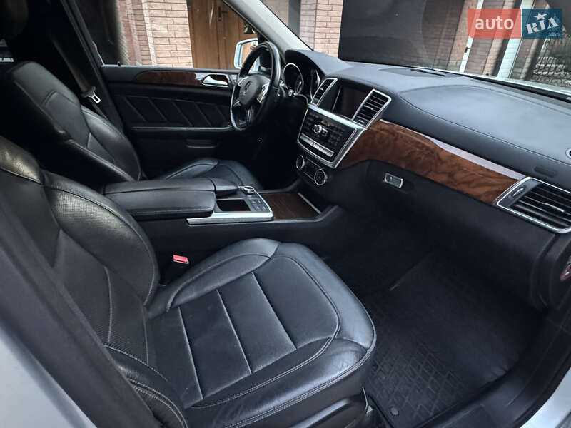 Позашляховик / Кросовер Mercedes-Benz GL-Class 2015 в Сумах фото 21 Позашляховик / Кросовер Mercedes-Benz GL-Class 2015 в Сумах
