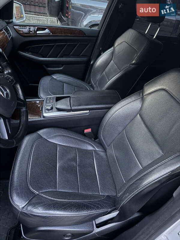 Позашляховик / Кросовер Mercedes-Benz GL-Class 2015 в Сумах фото 13 Позашляховик / Кросовер Mercedes-Benz GL-Class 2015 в Сумах