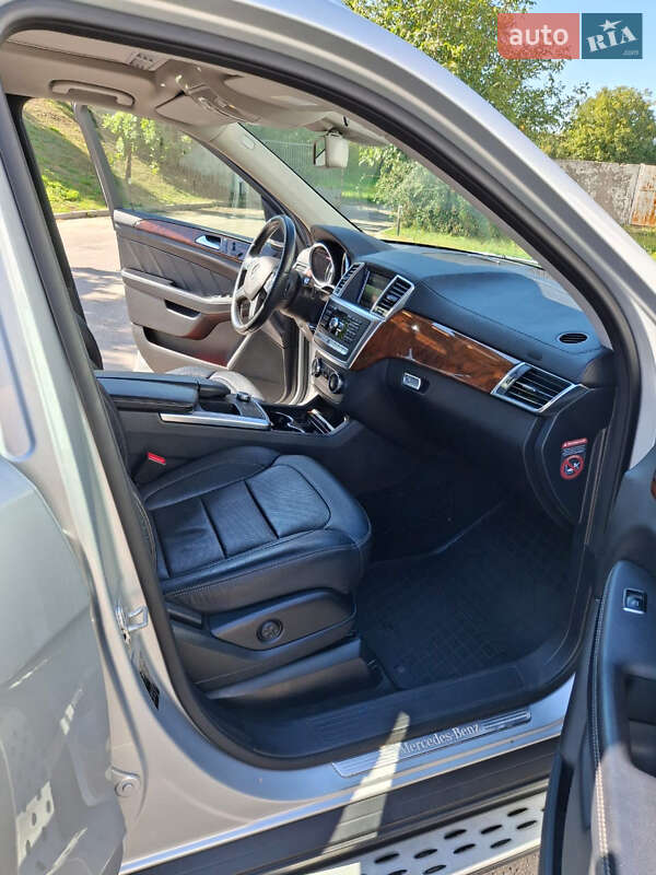 Позашляховик / Кросовер Mercedes-Benz GL-Class 2015 в Сумах фото 8 Позашляховик / Кросовер Mercedes-Benz GL-Class 2015 в Сумах