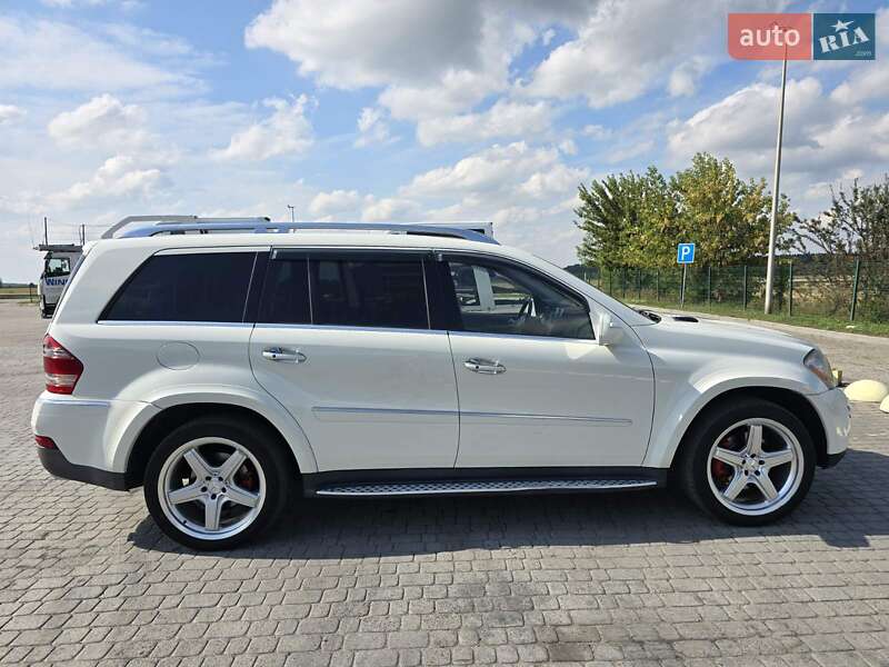 Позашляховик / Кросовер Mercedes-Benz GL-Class 2009 в Радивиліві