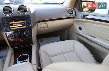 Внедорожник / Кроссовер Mercedes-Benz GL-Class 2011 в 