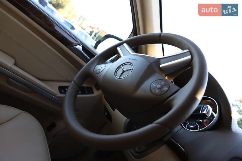 Позашляховик / Кросовер Mercedes-Benz GL-Class 2011 в Дрогобичі