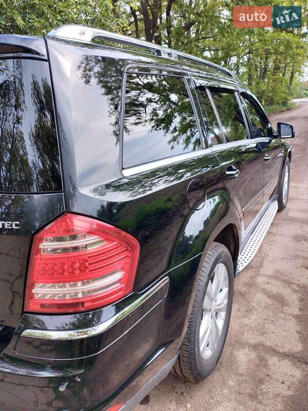 Внедорожник / Кроссовер Mercedes-Benz GL-Class 2011 в Полтаве фото 11 Внедорожник / Кроссовер Mercedes-Benz GL-Class 2011 в Полтаве