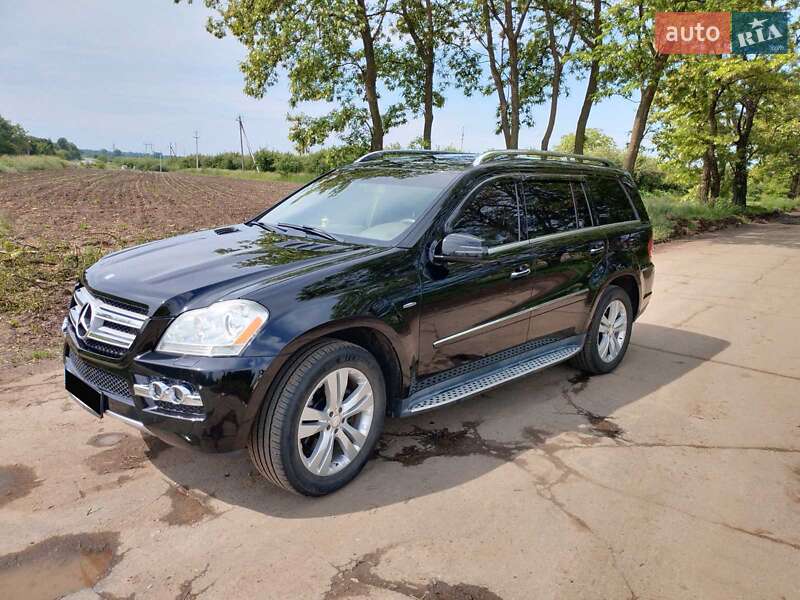 Внедорожник / Кроссовер Mercedes-Benz GL-Class 2011 в Полтаве фото 5 Внедорожник / Кроссовер Mercedes-Benz GL-Class 2011 в Полтаве