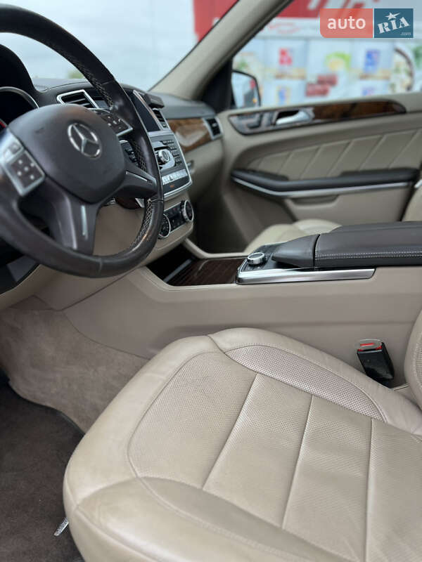 Внедорожник / Кроссовер Mercedes-Benz GL-Class 2014 в Черновцах фото 8 Внедорожник / Кроссовер Mercedes-Benz GL-Class 2014 в Черновцах