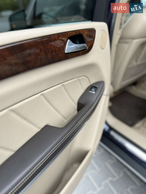 Внедорожник / Кроссовер Mercedes-Benz GL-Class 2014 в Черновцах фото 13 Внедорожник / Кроссовер Mercedes-Benz GL-Class 2014 в Черновцах