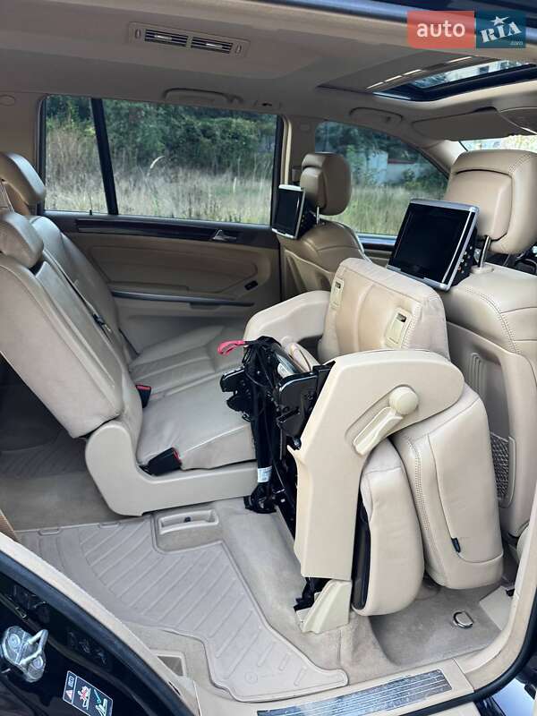 Внедорожник / Кроссовер Mercedes-Benz GL-Class 2009 в Киеве