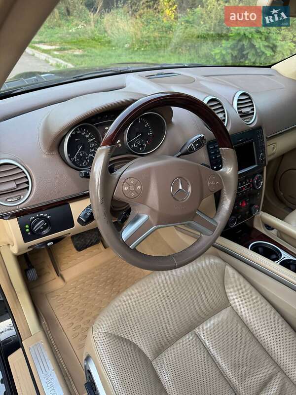 Внедорожник / Кроссовер Mercedes-Benz GL-Class 2009 в Киеве