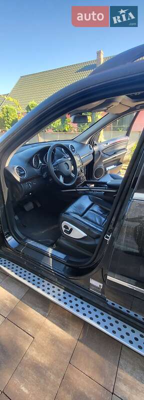 Позашляховик / Кросовер Mercedes-Benz GL-Class 2006 в Чернівцях