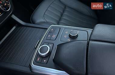 Позашляховик / Кросовер Mercedes-Benz GL-Class 2012 в 