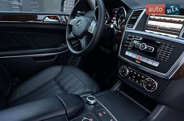 Позашляховик / Кросовер Mercedes-Benz GL-Class 2012 в 