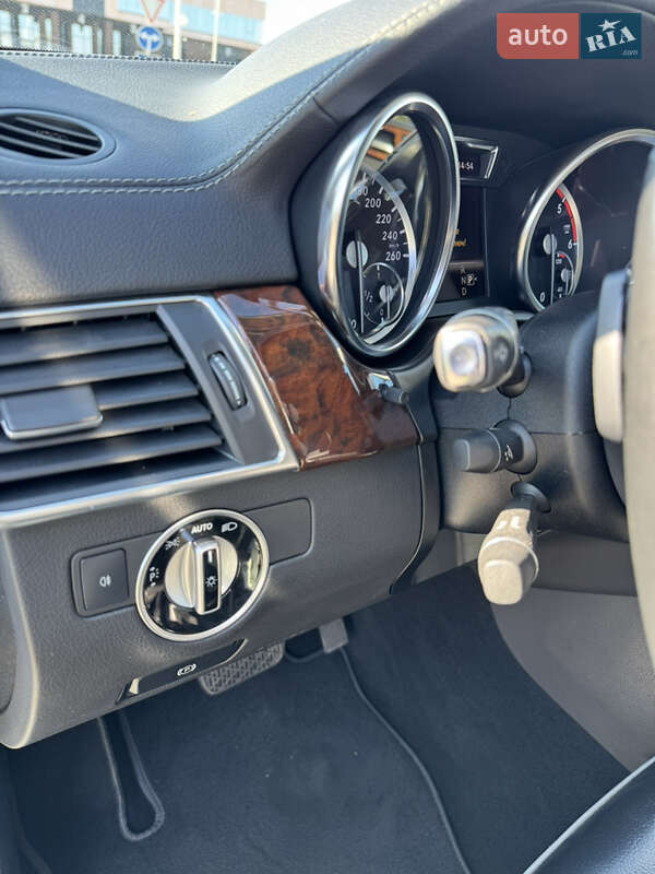 Позашляховик / Кросовер Mercedes-Benz GL-Class 2013 в Одесі