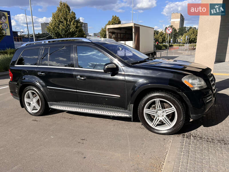 Внедорожник / Кроссовер Mercedes-Benz GL-Class 2010 в Киеве