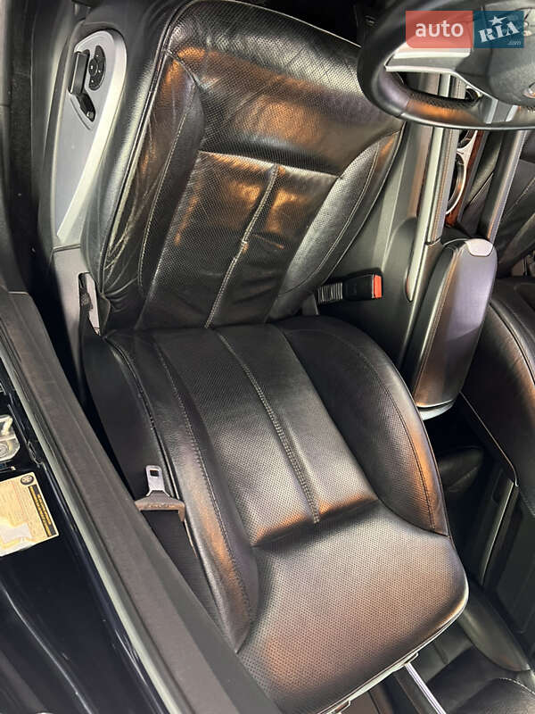 Внедорожник / Кроссовер Mercedes-Benz GL-Class 2010 в Киеве