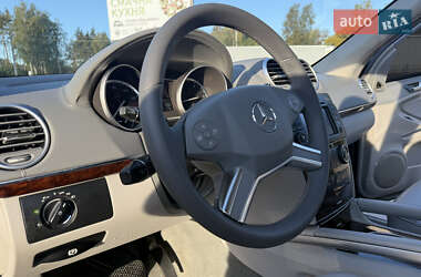 Позашляховик / Кросовер Mercedes-Benz GL-Class 2012 в 