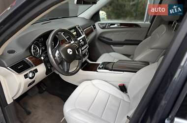 Позашляховик / Кросовер Mercedes-Benz GL-Class 2015 в 