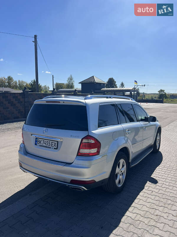 Внедорожник / Кроссовер Mercedes-Benz GL-Class 2010 в Ровно
