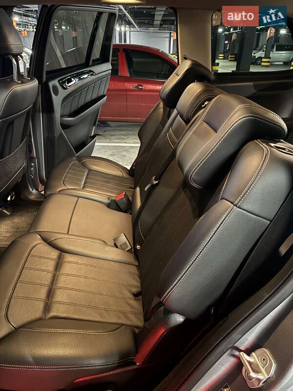 Позашляховик / Кросовер Mercedes-Benz GL-Class 2015 в Києві