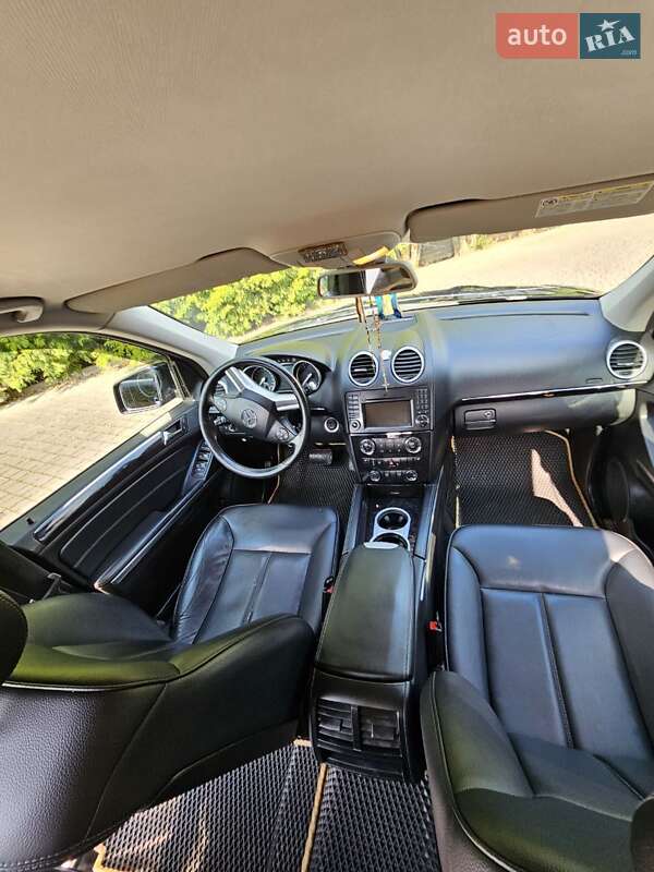 Внедорожник / Кроссовер Mercedes-Benz GL-Class 2010 в Калуше