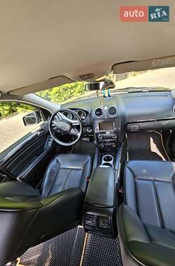 Позашляховик / Кросовер Mercedes-Benz GL-Class 2010 в 