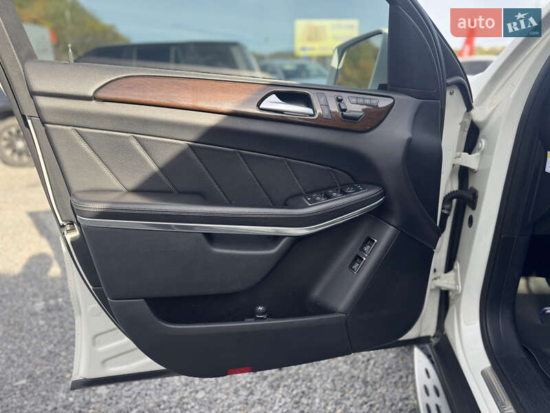 Позашляховик / Кросовер Mercedes-Benz GL-Class 2012 в Мукачевому