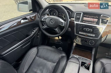 Позашляховик / Кросовер Mercedes-Benz GL-Class 2012 в 