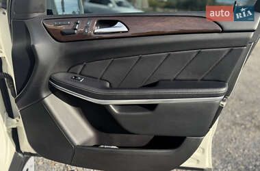 Позашляховик / Кросовер Mercedes-Benz GL-Class 2012 в 