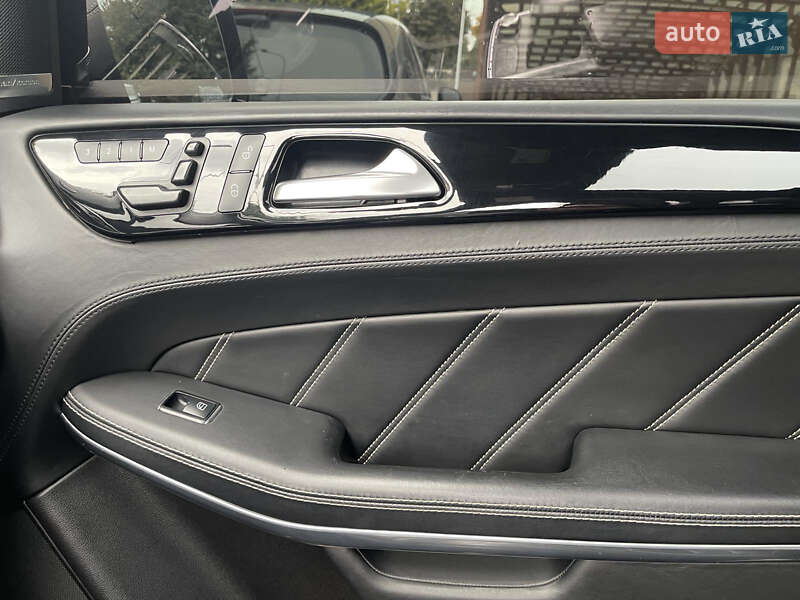 Позашляховик / Кросовер Mercedes-Benz GL-Class 2016 в Одесі