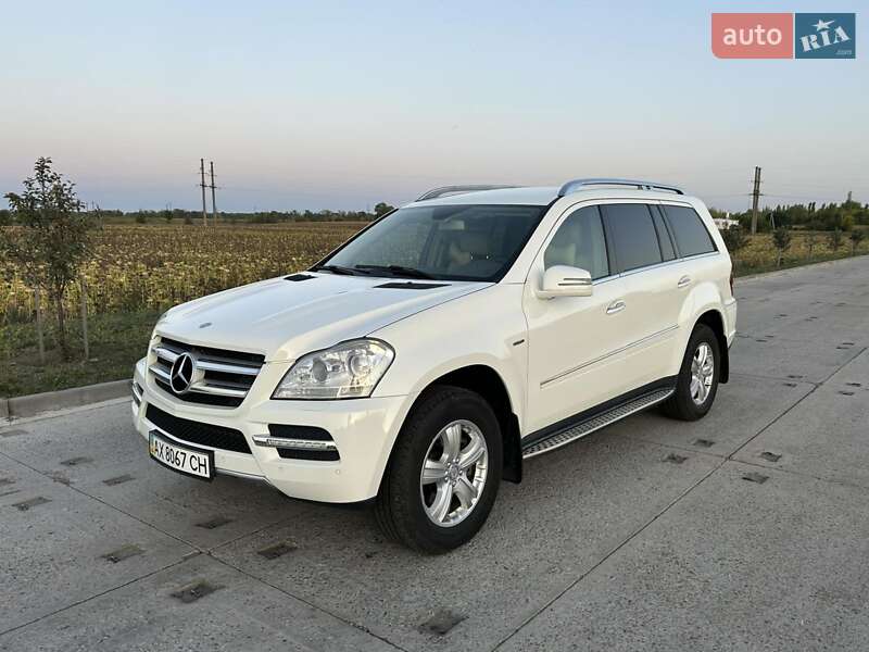 Внедорожник / Кроссовер Mercedes-Benz GL-Class 2010 в Полтаве фото 7 Внедорожник / Кроссовер Mercedes-Benz GL-Class 2010 в Полтаве