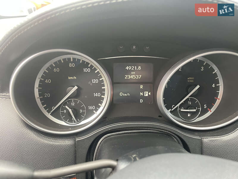 Позашляховик / Кросовер Mercedes-Benz GL-Class 2011 в Кременчуці фото 11 Позашляховик / Кросовер Mercedes-Benz GL-Class 2011 в Кременчуці