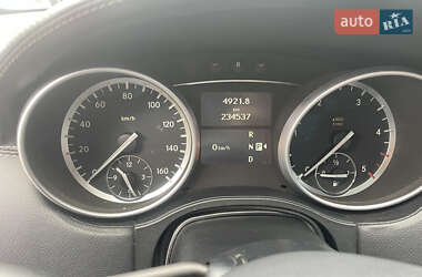 Внедорожник / Кроссовер Mercedes-Benz GL-Class 2011 в 